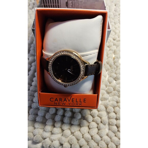 New In Box Caravelle New York Ladies Watch Champagne Dial - Picture 3 of 5